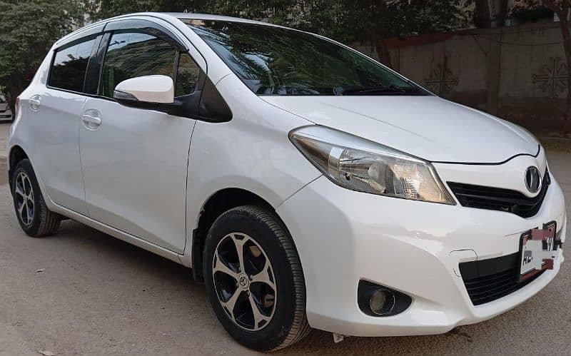 Toyota Vitz 2011 0