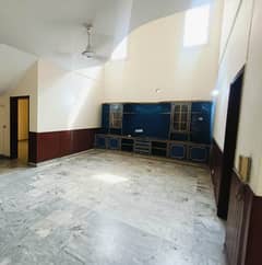 01 Kanal 3 Bed Rooms Beautiful Lower Portion Available For Rent in DHA Phase 2 Lahore Cantt