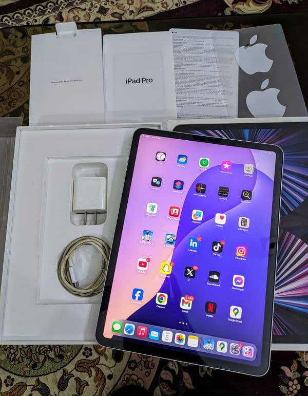 iPad Pro 256gb M1 Chip 3rd Gen Complete Box 1