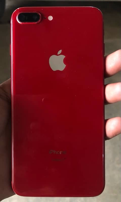 iPhone 8 Plus 1