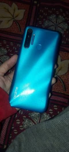 realme 5i