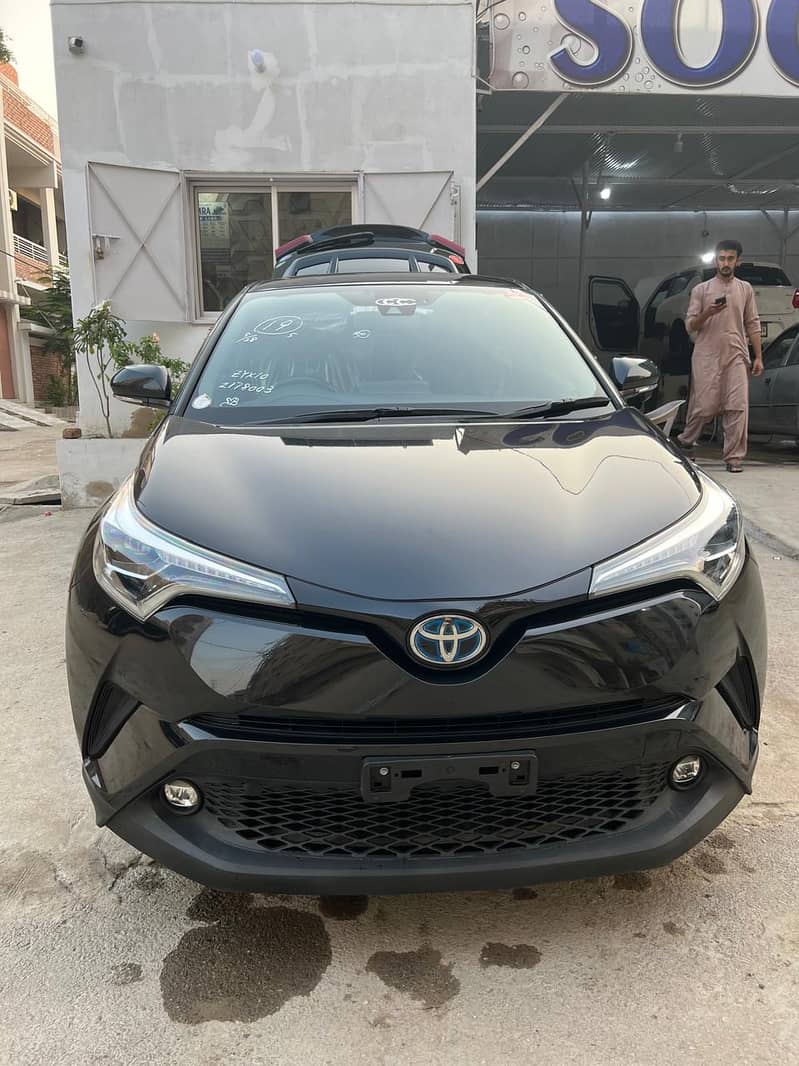 Toyota C-HR 2019 G-package Nero 0