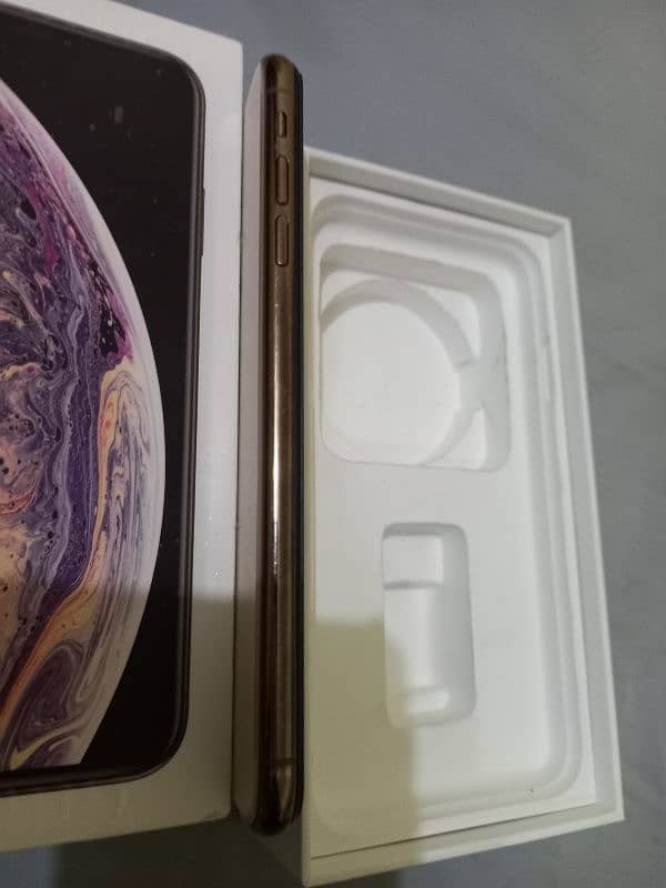 IPHONE XS MAX PTA OFFICIALLY APPROVED WITH BOX 10