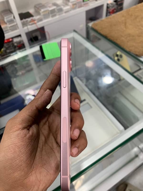 IPHONE 15 PLUS (256GB) FRESH PIECE 1