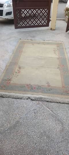 CARPET WOOLEN bought from SAUDI HOUSE RIYADH 5x8 ft