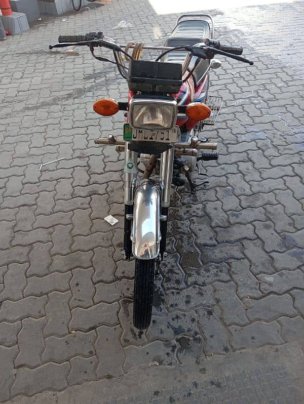 urgent sale honda 125 6