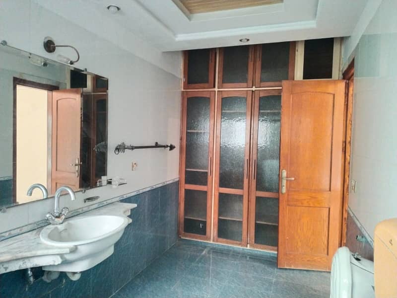 1 Kanal Beautiful Upper Portion Available For Rent in DHA Phase 3 Block X Lahore Cantt 8