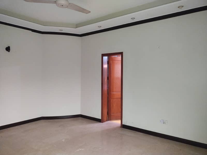 1 Kanal Beautiful Upper Portion Available For Rent in DHA Phase 3 Block X Lahore Cantt 13