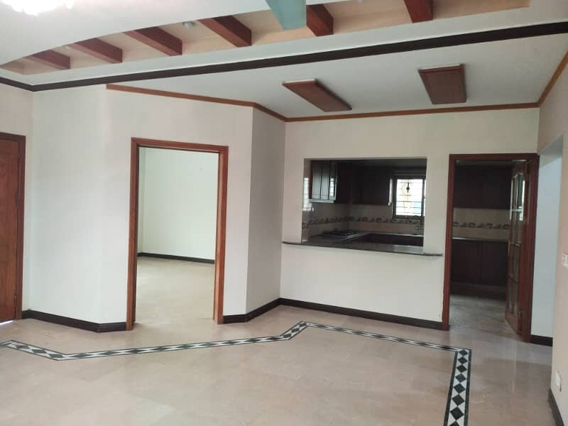 1 Kanal Beautiful Upper Portion Available For Rent in DHA Phase 3 Block X Lahore Cantt 14