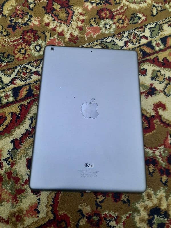 Apple iPad Air 32 Gb 0