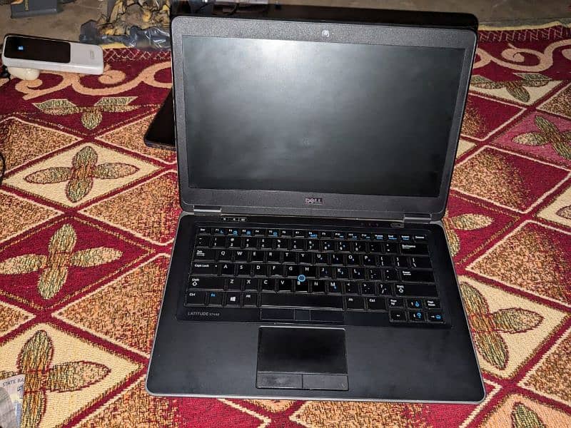 Dell Latitude 2