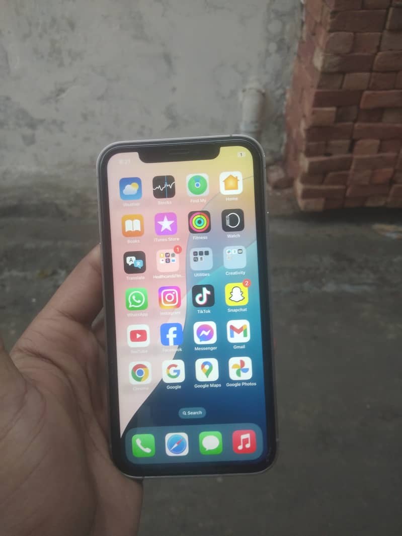 iPhone XR Convert to iphone 16 pro 0