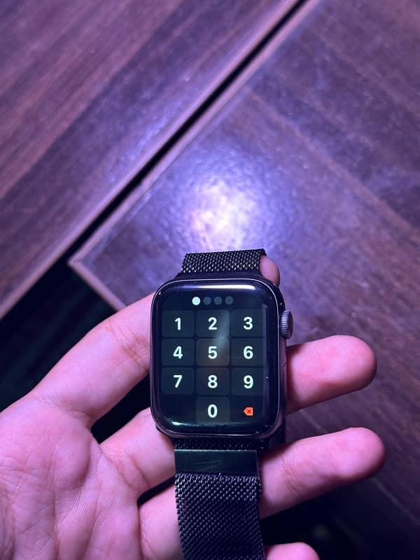 Apple watch series 4 2