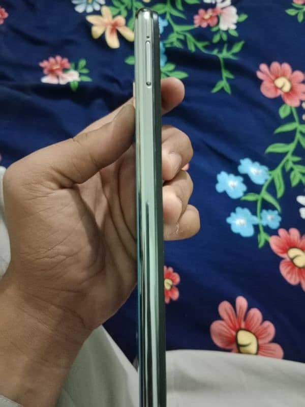 Vivo y17 8 256gb 2