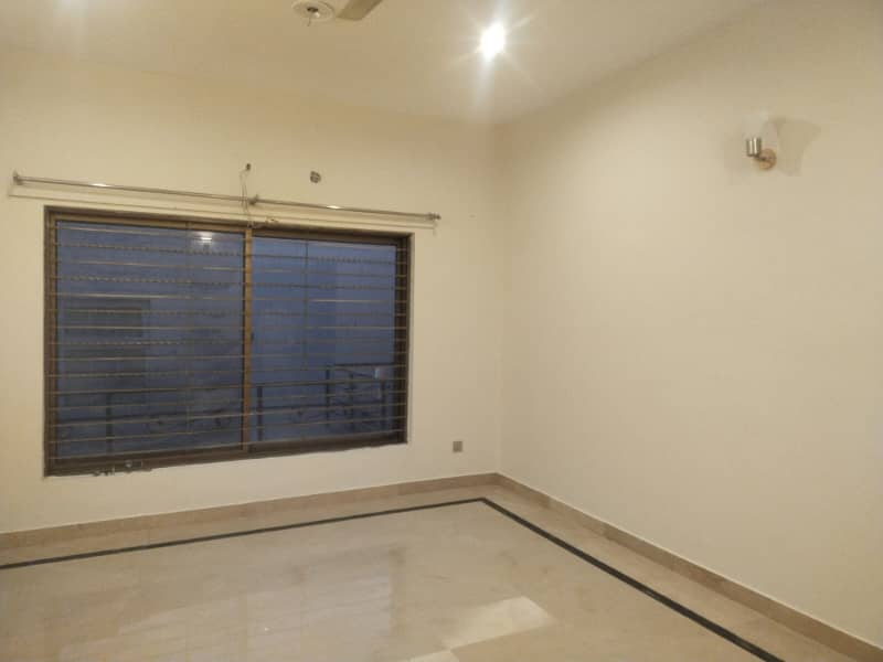 1 Kanal Beautiful Upper Portion Available For Rent in DHA Phase 3 Block W Lahore Cantt 1