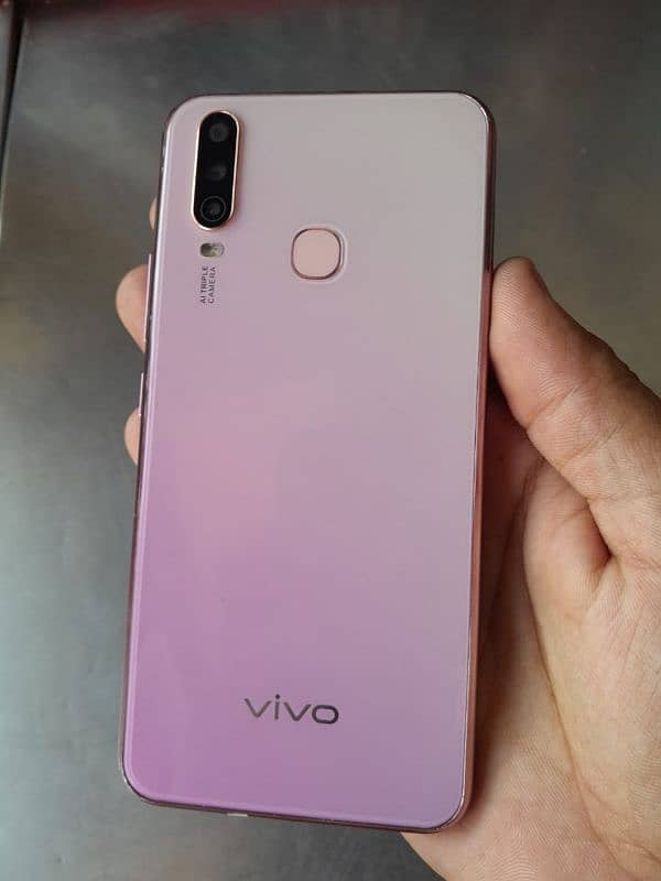 Vivo y17 1