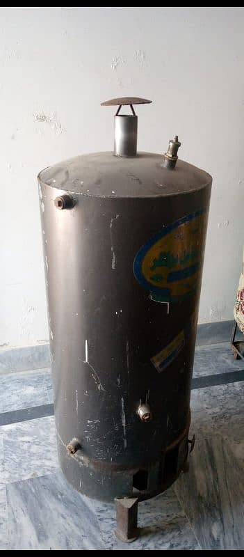 Geyser (Gas + Wood) For sale in Good Condition 0