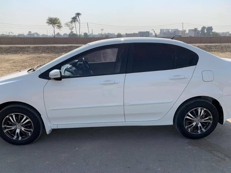 Honda City IVTEC 2021 4