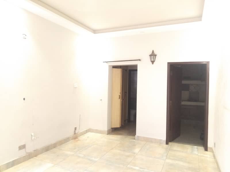 1 Kanal Beautiful Upper Portion Available For Rent in DHA Phase 2 V Block Lahore Cantt 16