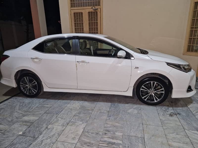 Toyota Corolla Altis 1.6 special edition 2022 6