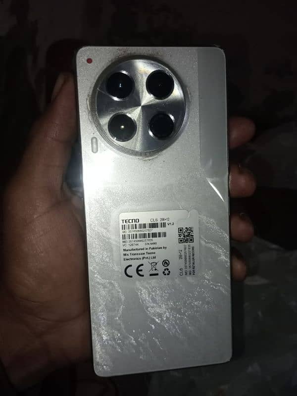 tecno camon 30 24/256 Gb 0