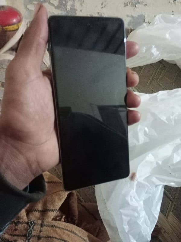 tecno camon 30 24/256 Gb 1