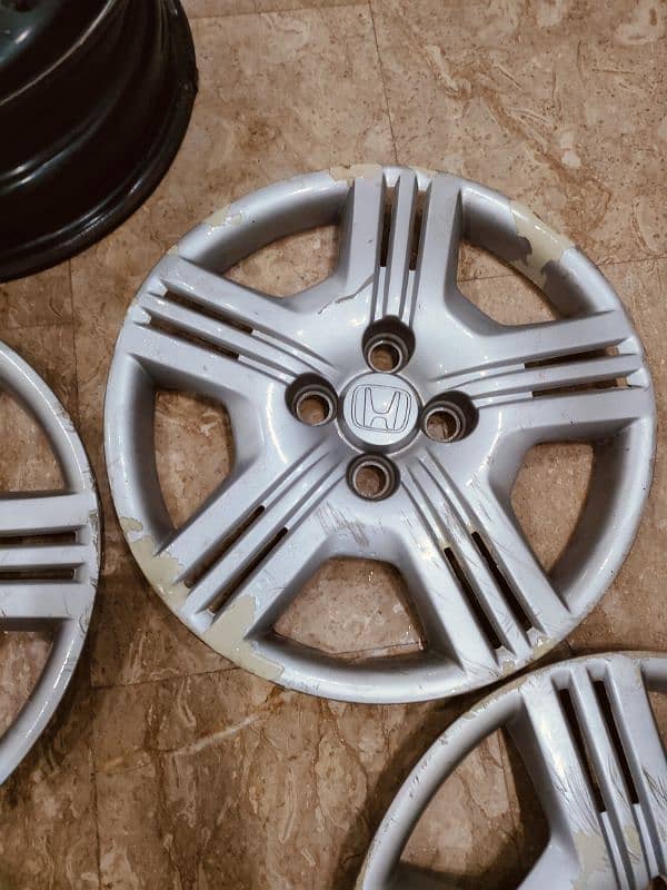 Honda City 2017 model Rim and wheel covers 9