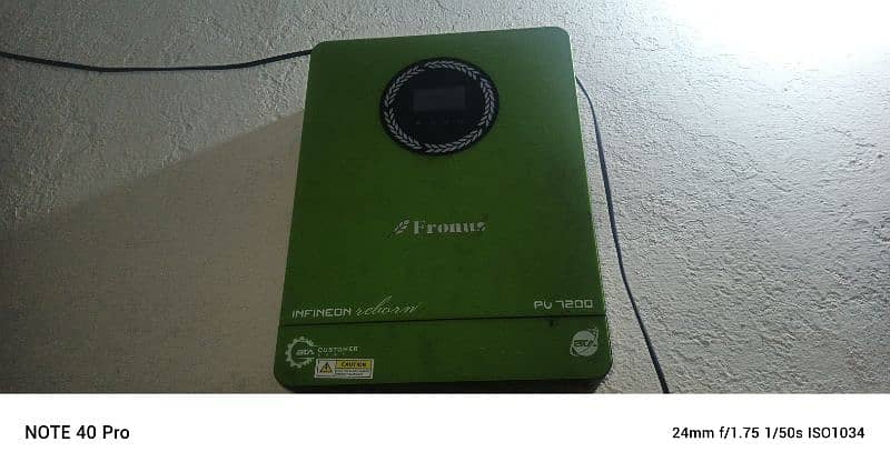 Fronus solar inverter 0