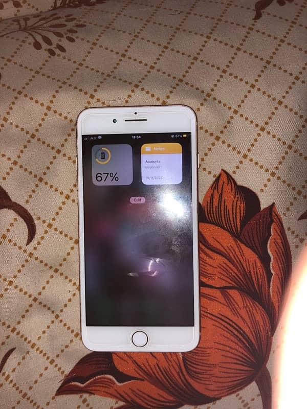 iphone 8 plus Gold clr 64gb PTa approved 2