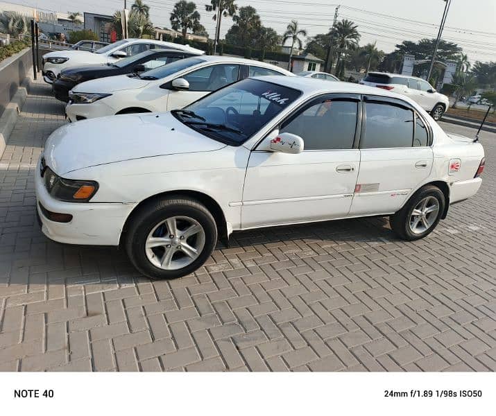 Toyota Corolla SE Limited 3