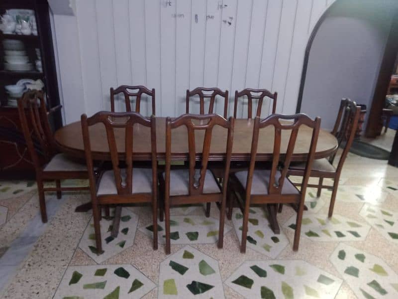 8 seater dinning table 0