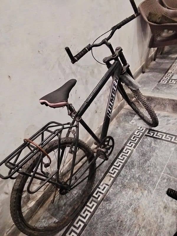 I'm selling my bicycle 5