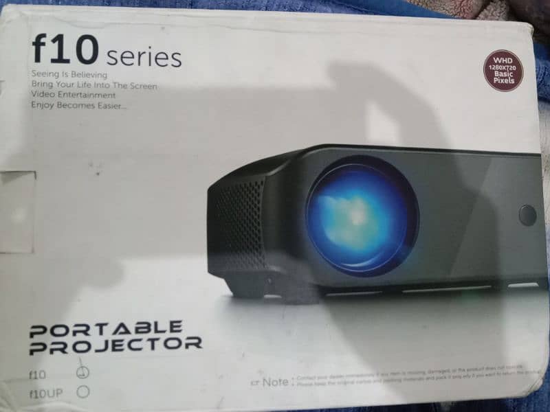 Vivibright F10 Mini Projector Like Brand New 0