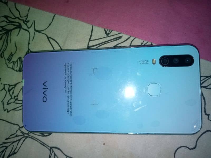 want to sell my new vivo17 1