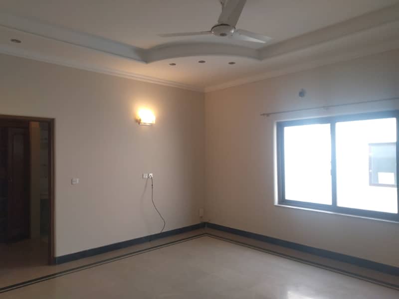 1 Kanal Beautiful Upper Portion Available For Rent in DHA Phase 2 Block R Lahore Cantt 2