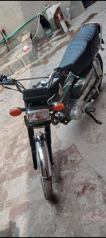 03046612640 Honda 125 2019 model 0