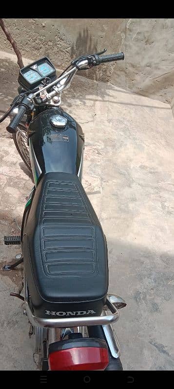 03046612640 Honda 125 2019 model 4