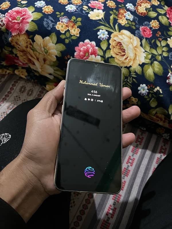 Lg v60 mint condition 3