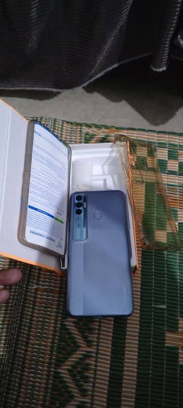 tecno spark7 pro 4/64 5000mah battery 10