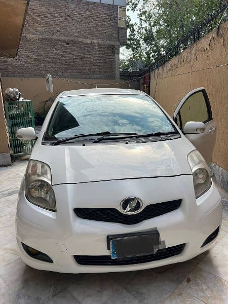 Toyota Vitz 2008 4