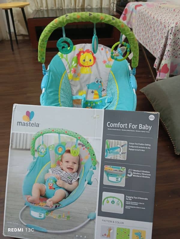 Baby Bouncer with Music and Vibration 1