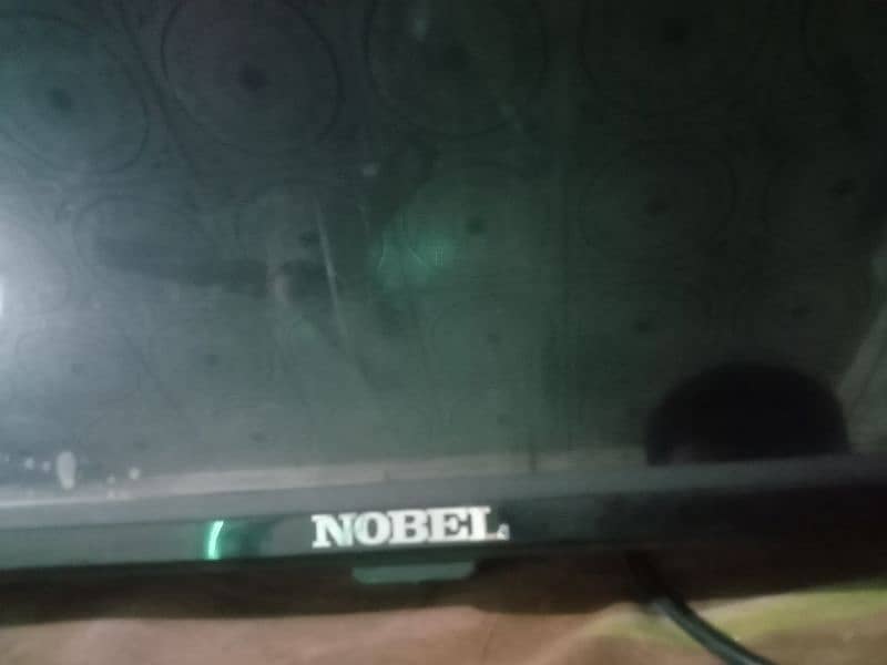 Led Noble 32" 2