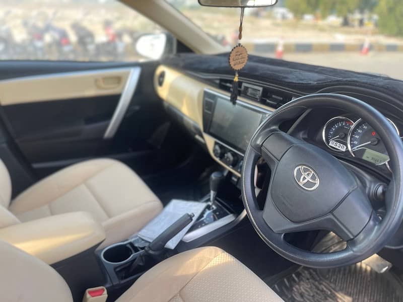 Toyota Corolla GLI 2019 A/T 1.3 Extra Ordinary Condition! 1