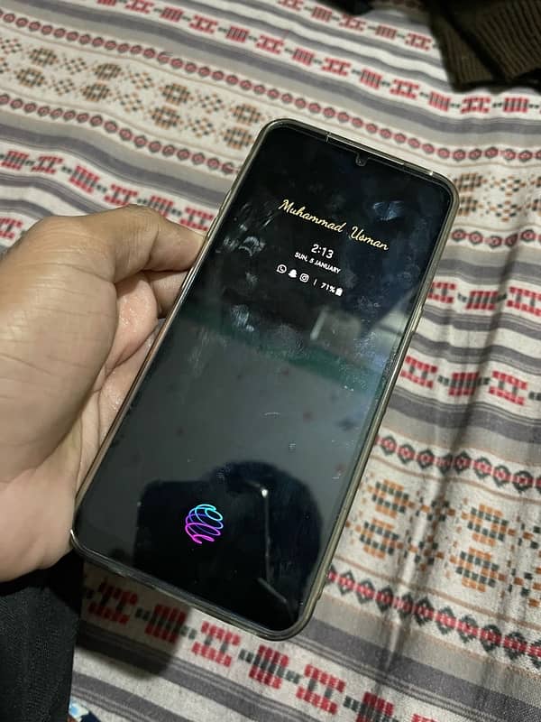 Lg v60 mint condition 5