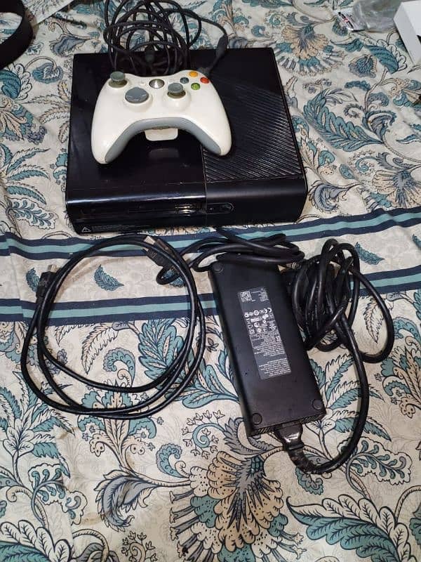 Xbox ultra slim 360 read description 9