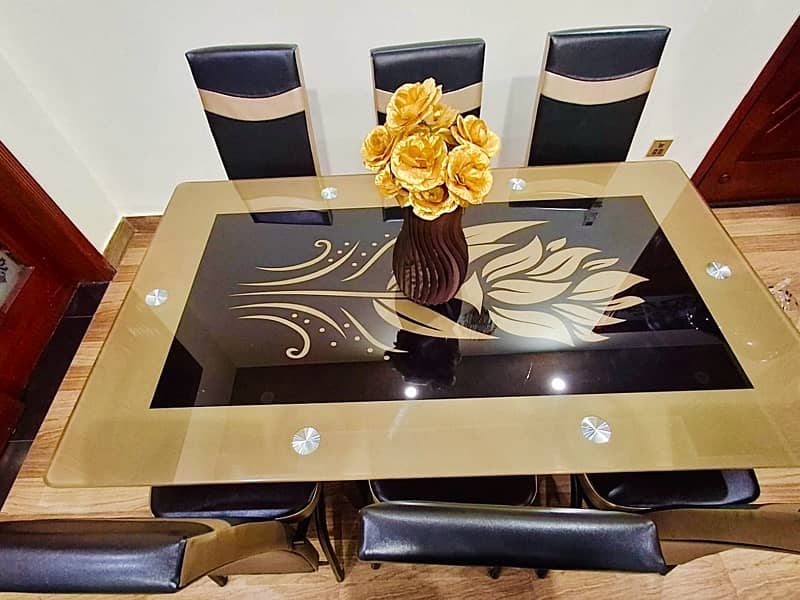 6 Seater Dining Table (Glass Top, Brand New & Affordable – Lahore) 2