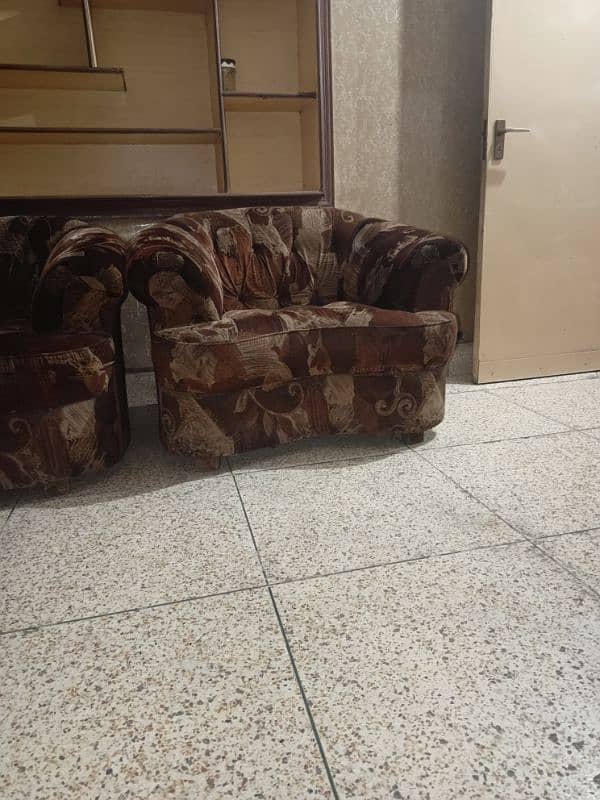 good condition sofas buyer is not disappoint 1