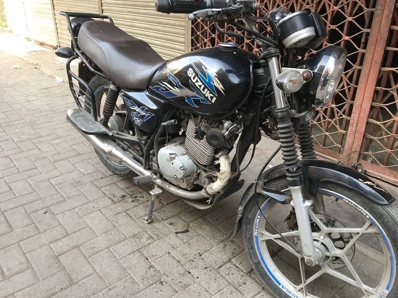 Suzuki gs 150 2018 urgent sale 03213427431 3