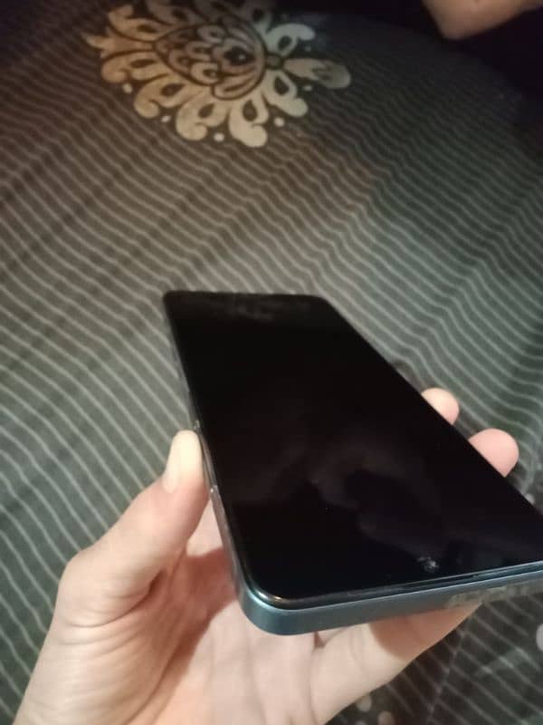 realme c63 6/128 2