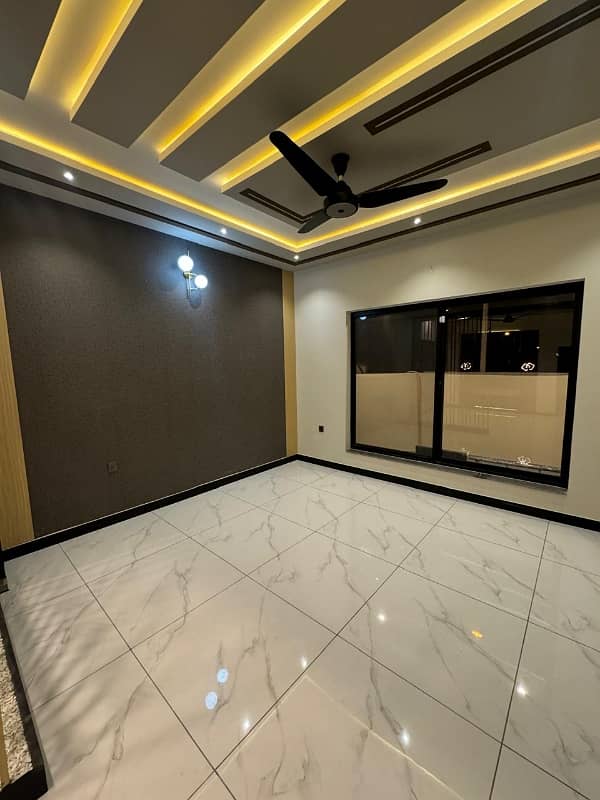 1 Kanal upper portion available for rent Dha 2 Islamabad 16